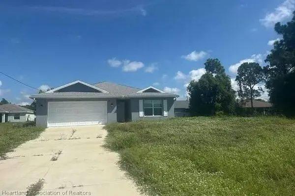 2323 NE 35th Lane, Cape Coral, FL 33909