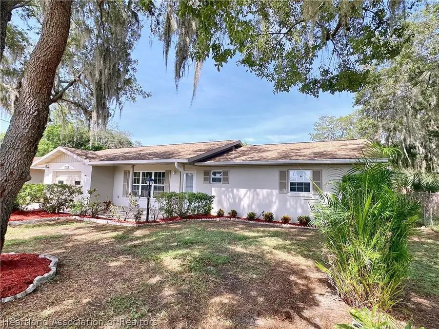603 Cherokee Circle, Avon Park, FL 33825 - #2