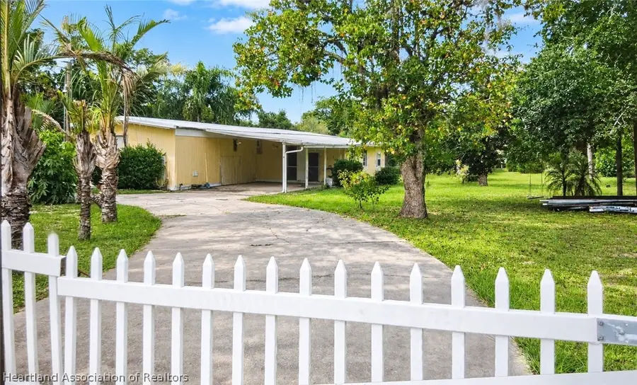 18 Recreation Drive, Venus, FL 33960 - #2