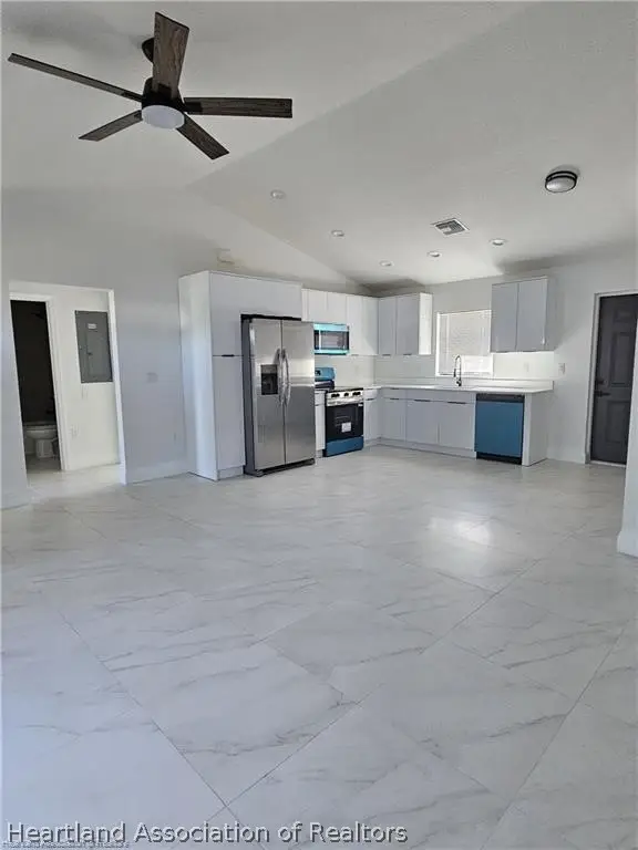 211 Islamorada Street Ne, Lake Placid, FL 33852 - #2