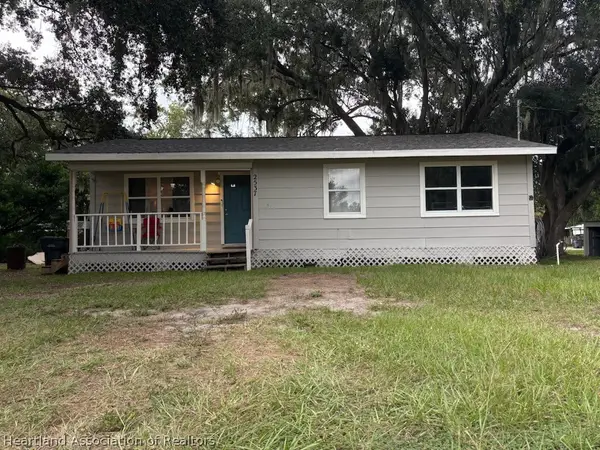2537 Catfish Court, Lake Wales, FL 33898