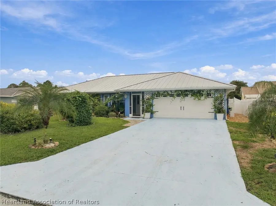 1209 Garland Avenue, Sebring, FL 33875 - #2