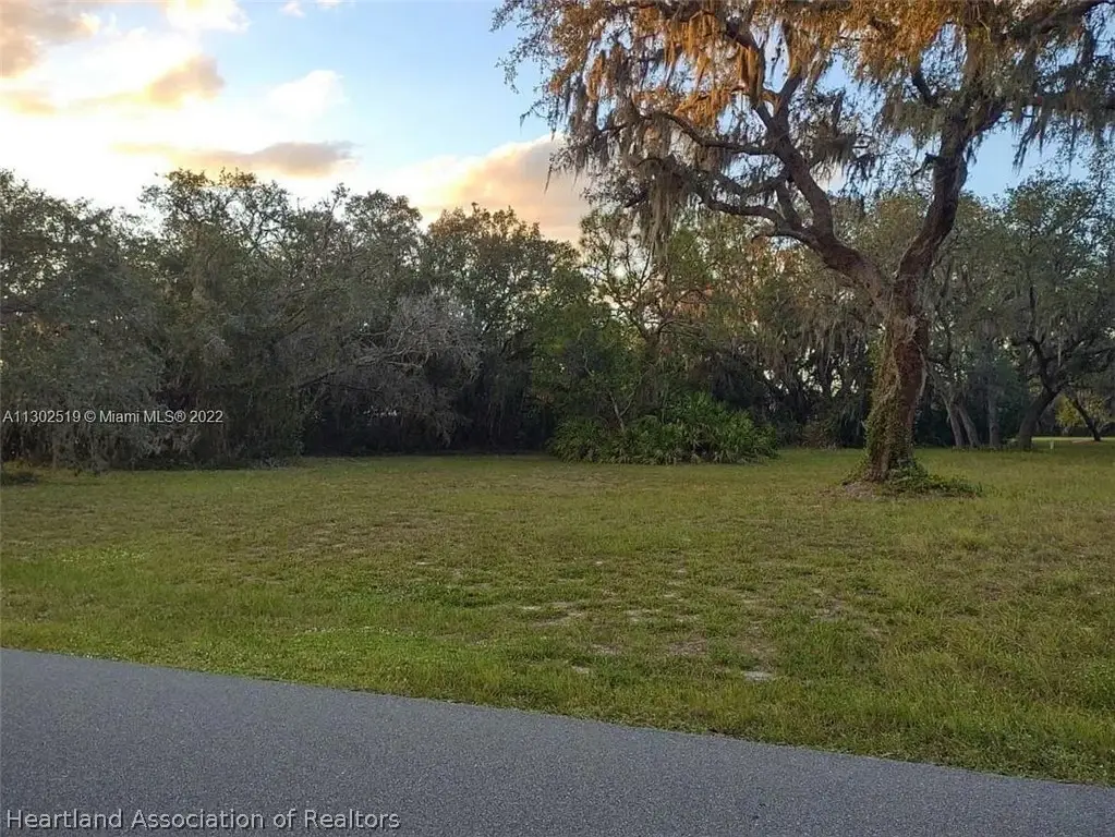 6025 Edgewater Terrace, Sebring, FL 33876 - #1