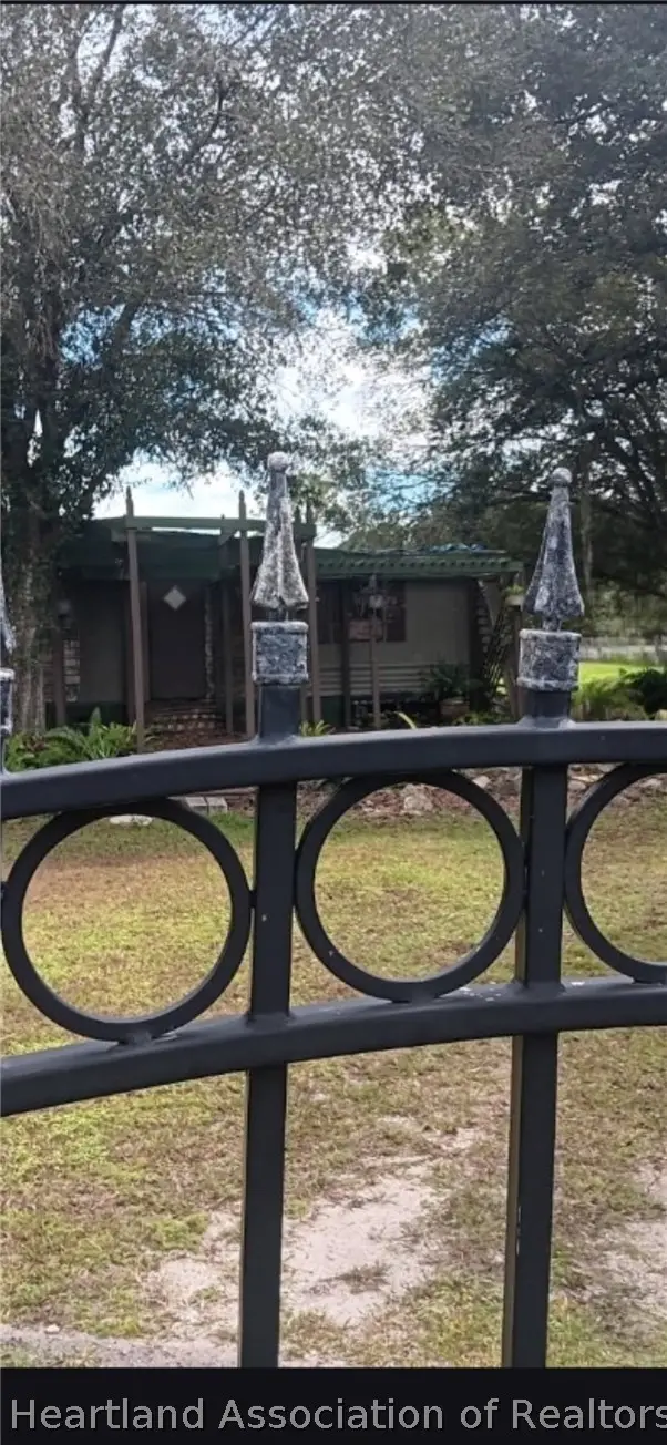 245 Trebol Street, Clewiston, FL 33440 - #2