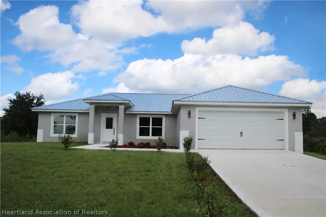 339 Ellison Avenue, Lake Placid, FL 33852 - #1