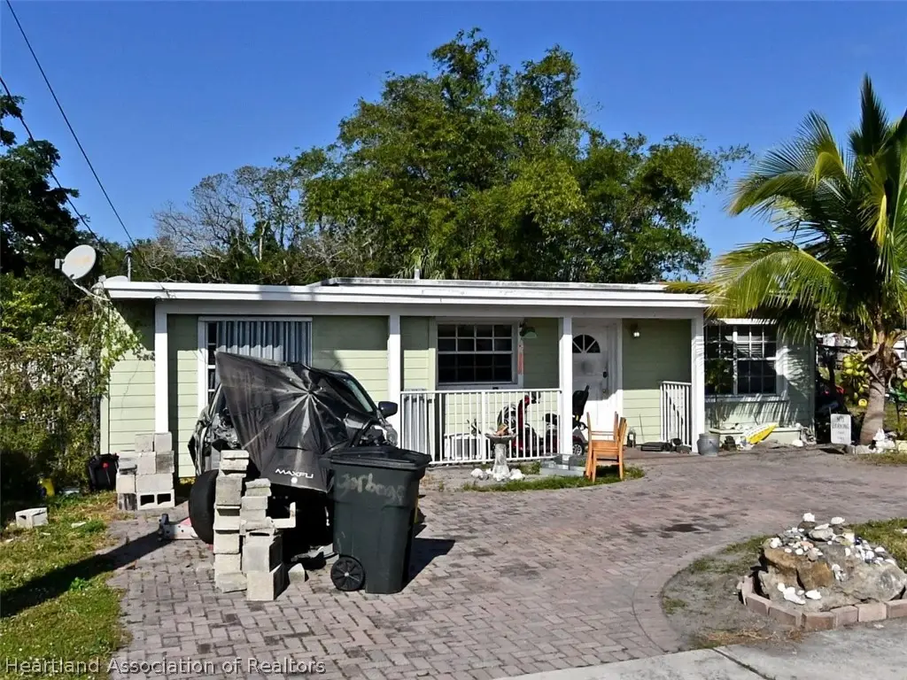 1404 Juanita Avenue, Fort Pierce, FL 34946 - #1
