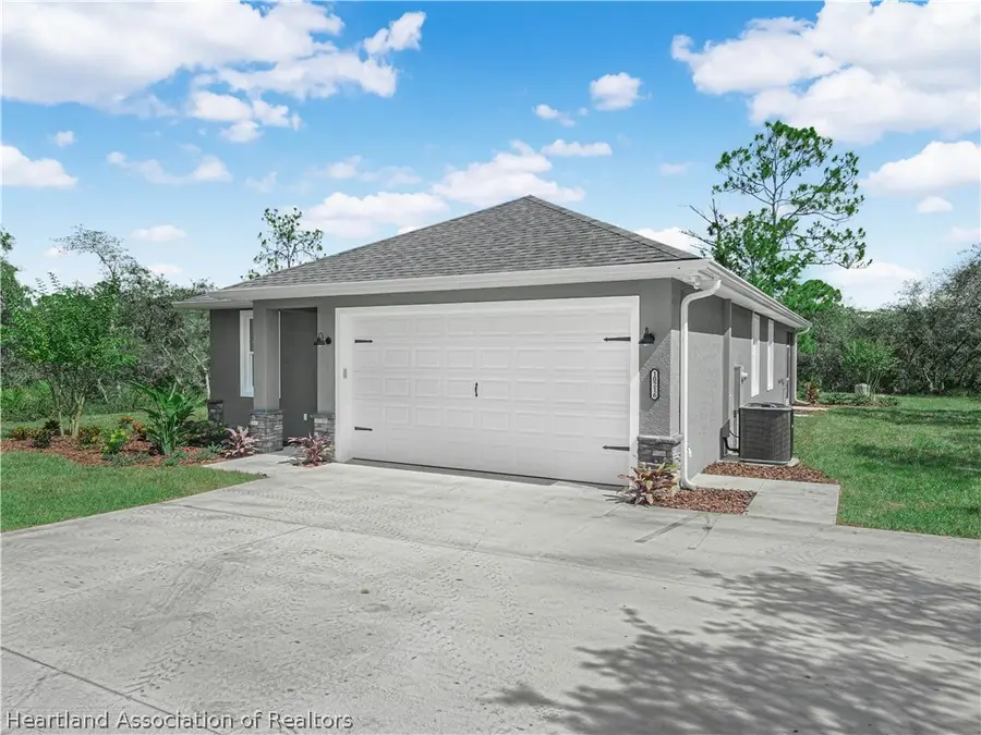 10216 S Orange Blossom Boulevard, Sebring, FL 33875 - #2