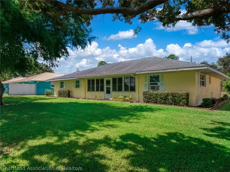 662 Claremont Avenue, Lake Placid, FL 33852 - #2