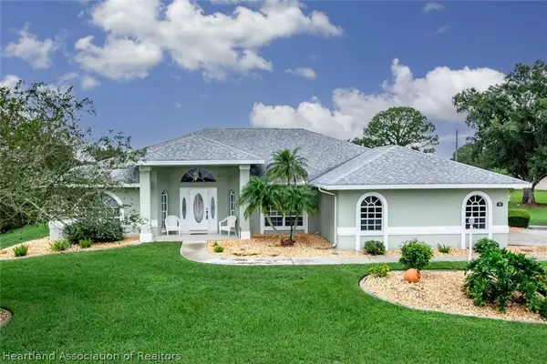 424 Holly Drive, Sebring, FL 33876
