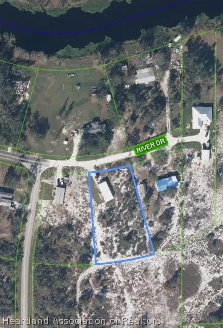 305 River Drive, Sebring, FL 33875 - #3