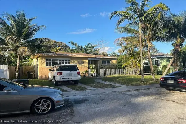 885 NE 146th Street, Miami, FL 33161