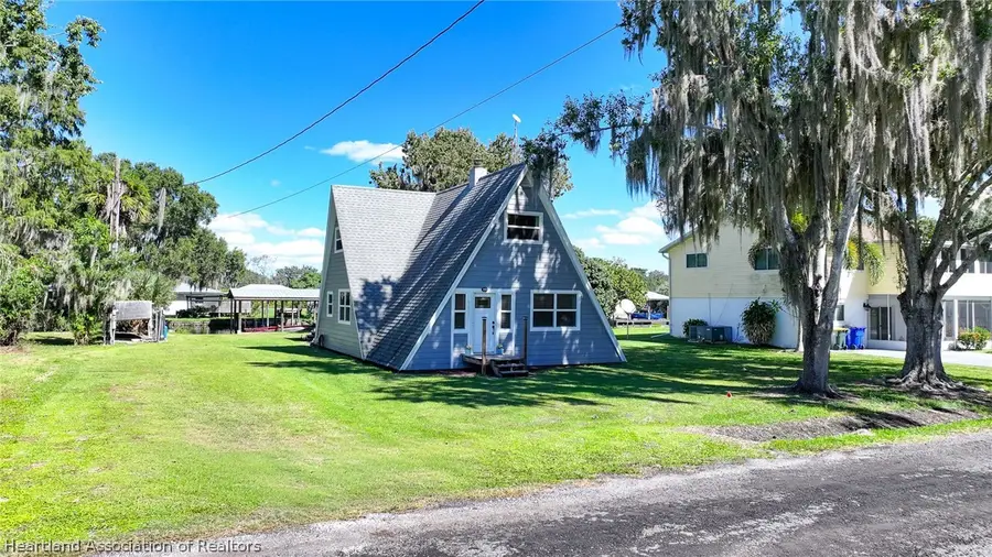 1522 Heron Drive N, Lorida, FL 33857 - #2