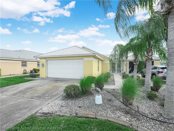 36 Clubhouse Lane, Sebring, FL 33876