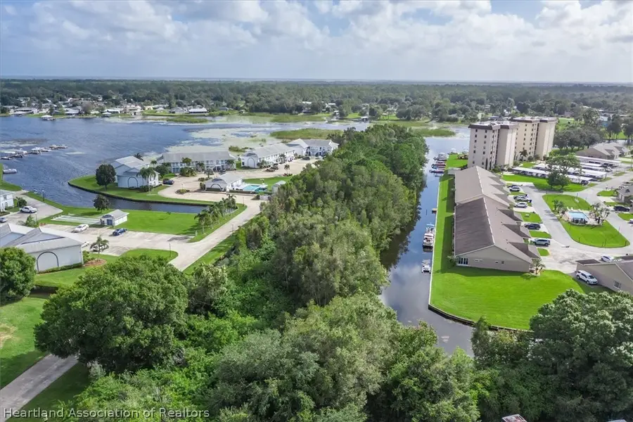 2109 Us 27 S, Lake Placid, FL 33852 - #3