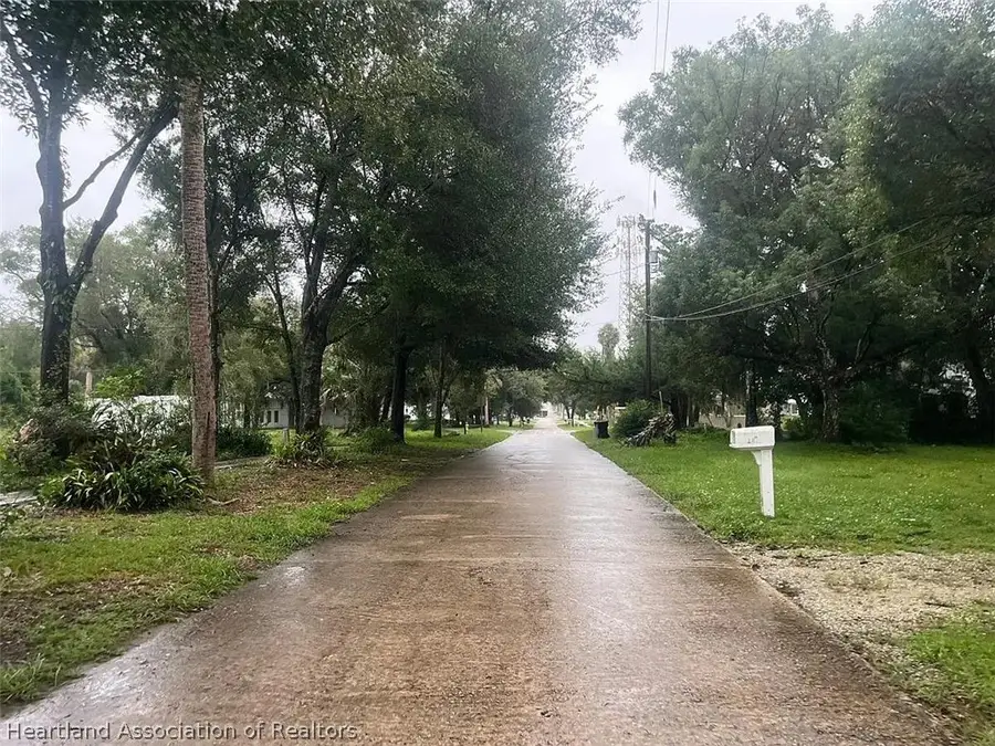 328 W University Avenue, Orange City, FL 32763 - #3