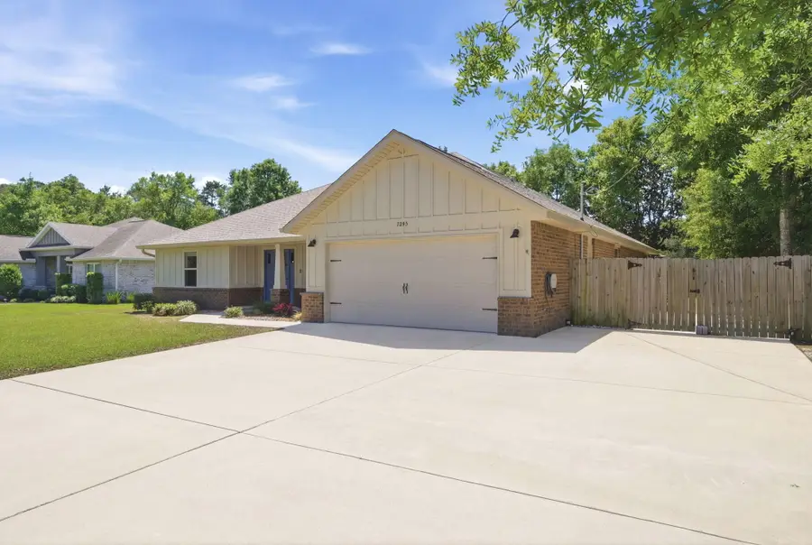 7285 Mossy Oaks Drive, Navarre, FL 32566 - #3