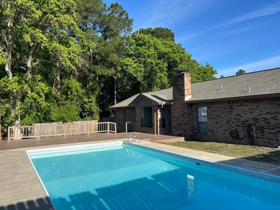 151 Deville Drive, Mary Esther, FL 32569 - #2
