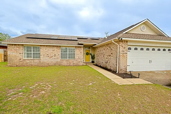 1965 Jessica Way, Navarre, FL 32566