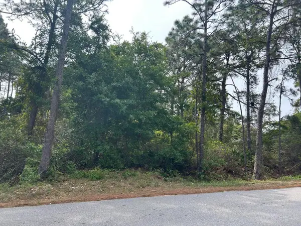 1901 Frontera Street, Navarre, FL 32566