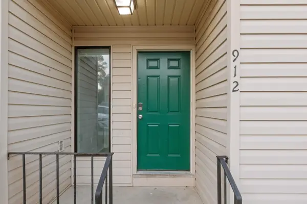 912 Brookside Place, Pensacola, FL 32503