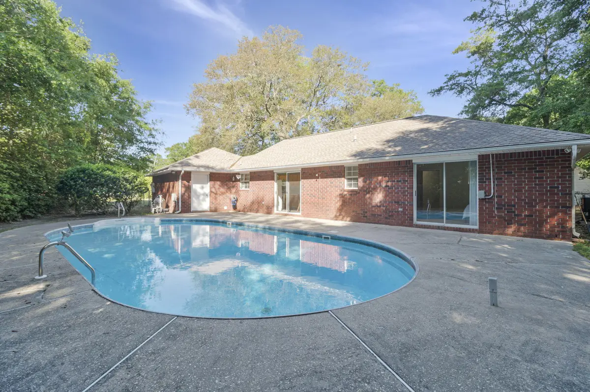 5708 Bentley Circle, Milton, FL 32570 - #1