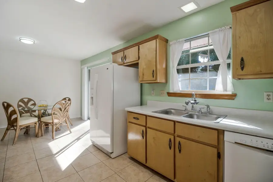 5708 Bentley Circle, Milton, FL 32570 - #3