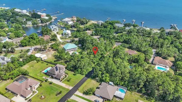 000 Dubose, Gulf Breeze, FL 32563
