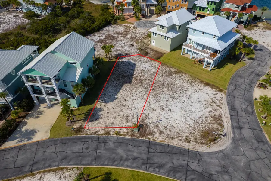 7660 Key West Drive, Navarre, FL 32566 - #2