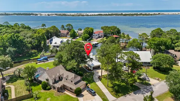 23 Neptune Drive, Mary Esther, FL 32569