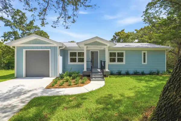 5456 Spruce Street, Gulf Breeze, FL 32563