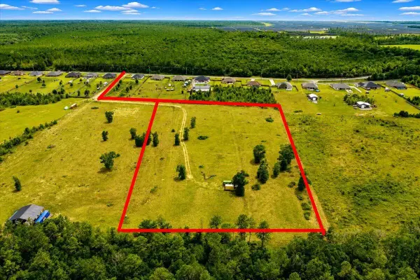 9780 Mistletoe Road, Milton, FL 32583