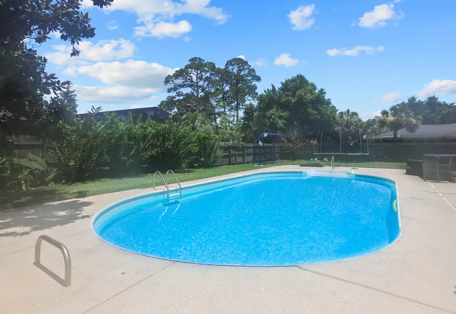 2810 Venetian, Gulf Breeze, FL 32563 - #2