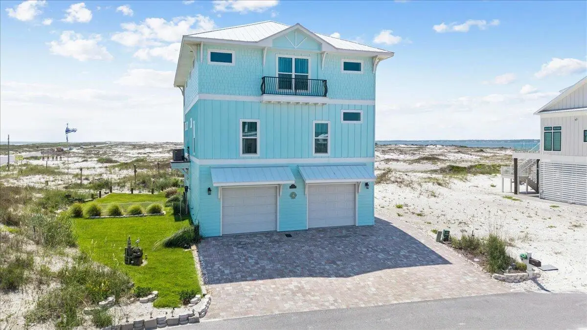 1401 Sailmaker Way, Navarre, FL 32566 - #1