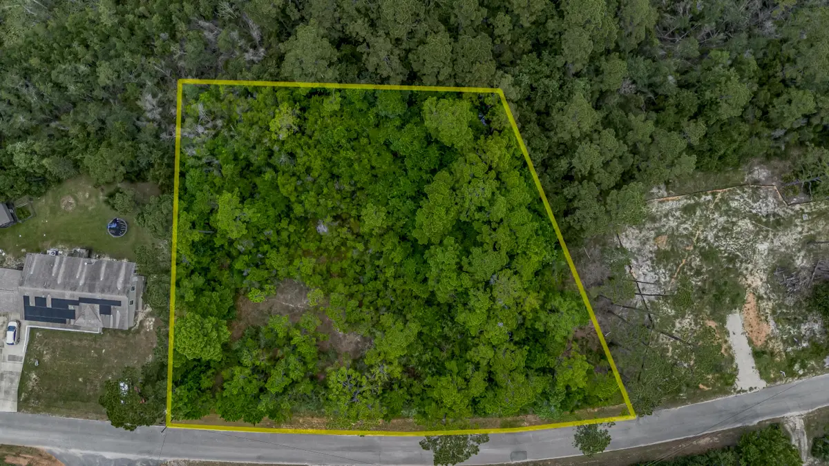 8574 Bay River, Navarre, FL 32566 - #1