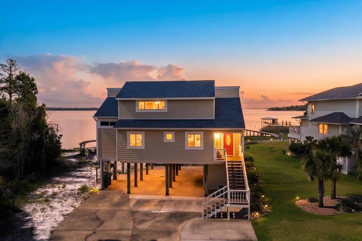 7817 Petersen Point Road, Milton, FL 32583 - #1