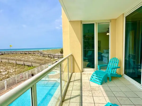 8477 Gulf Boulevard #APT 101, Navarre, FL 32566