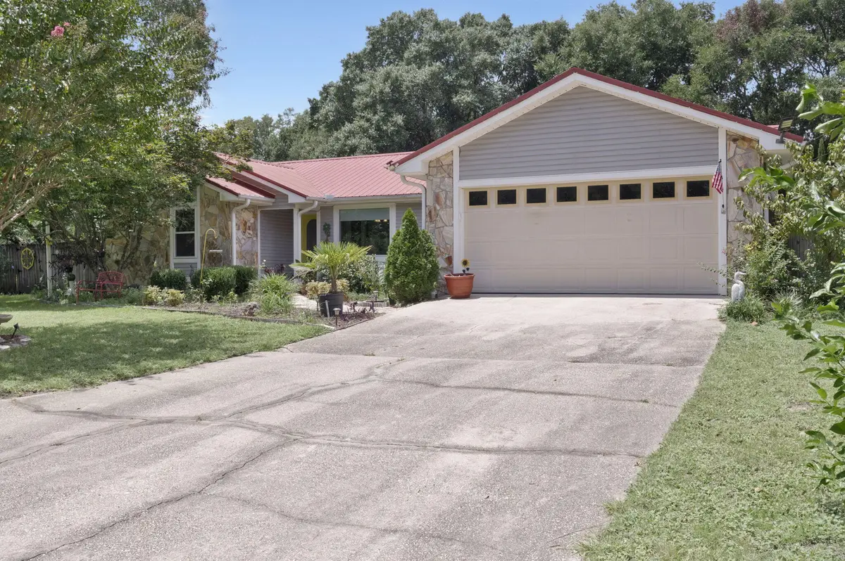 5820 Laurelwood, Crestview, FL 32539 - #1