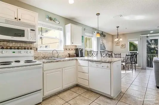 8436 Gulf, Navarre, FL 32566 - #3