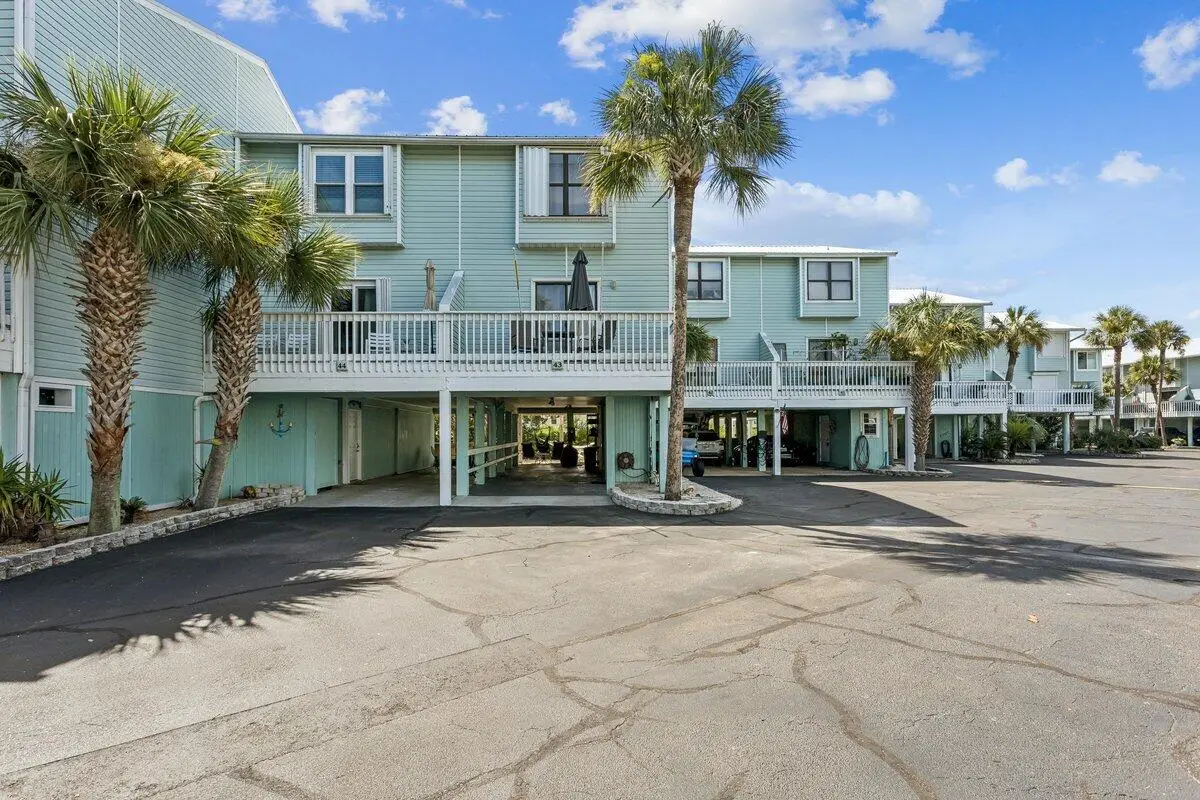 8522 Gulf, Navarre, FL 32566 - #1
