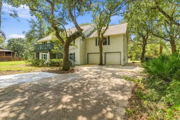 1886 Lodgepole, Milton, FL 32583