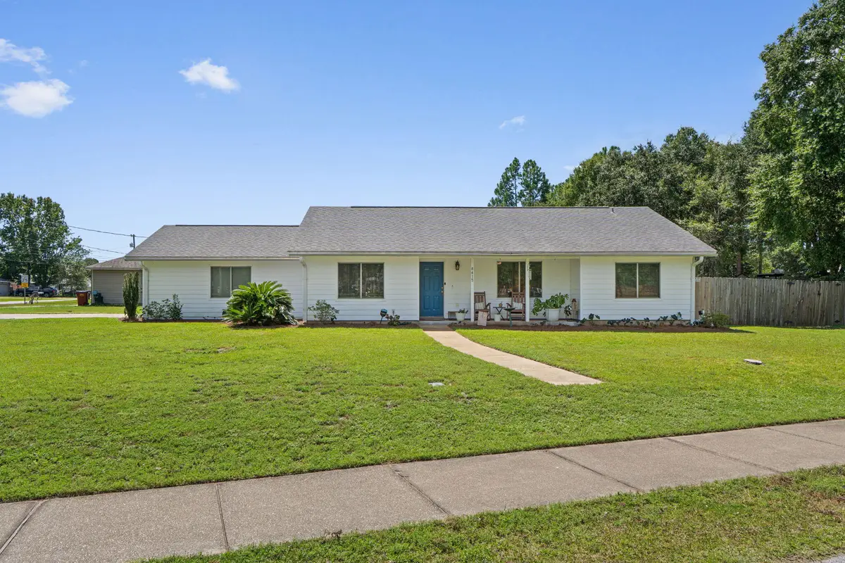 8415 Nevada, Navarre, FL 32566 - #1