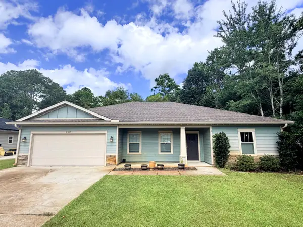 8962 E River, Navarre, FL 32566