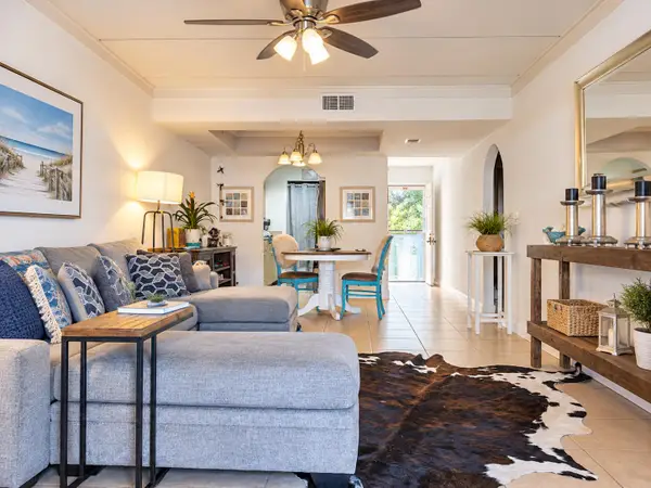 209 W Miracle Strip, Mary Esther, FL 32569