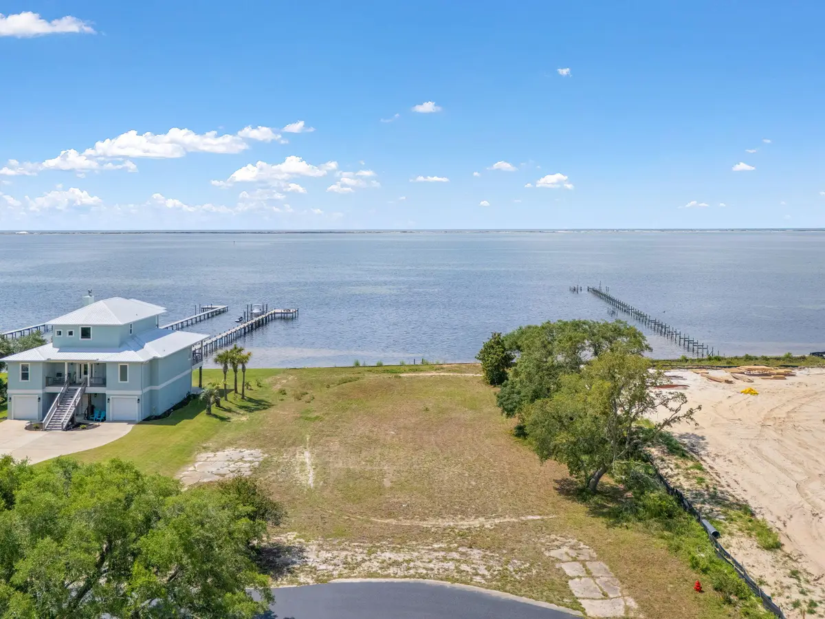 1604 Smugglers Cove Circle, Gulf Breeze, FL 32563 - Image #1