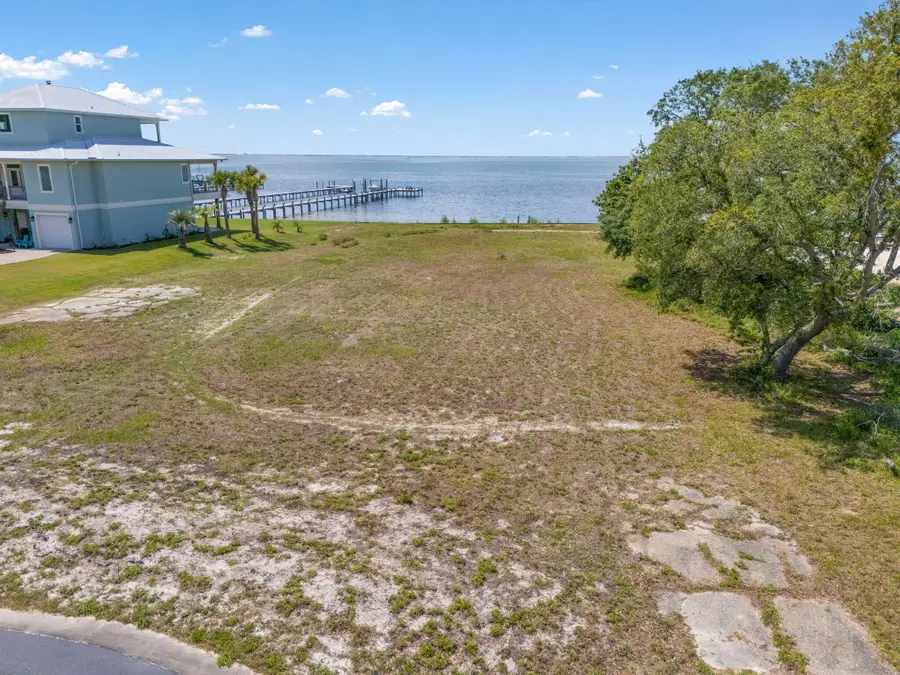 1604 Smugglers Cove Circle, Gulf Breeze, FL 32563 - Image #3