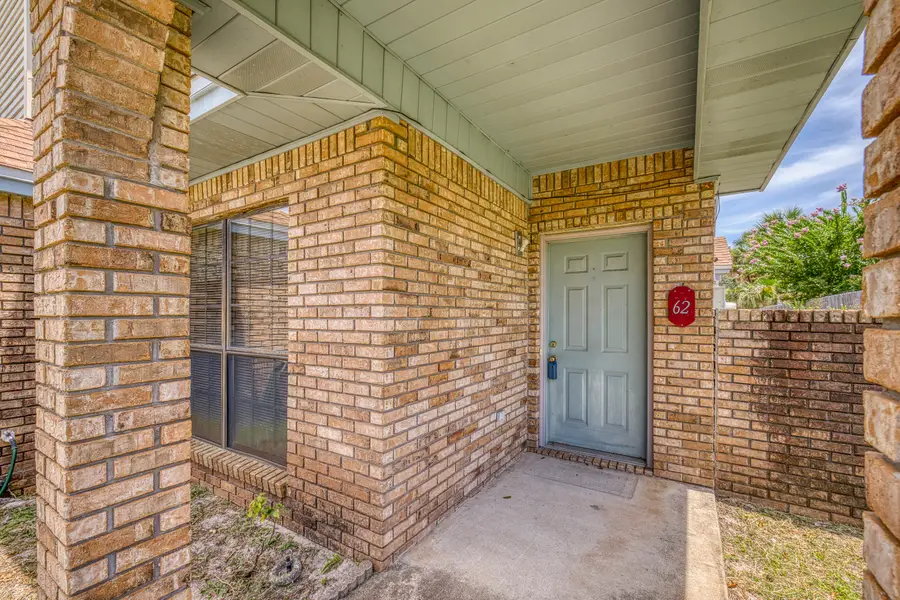 62 North Street, Mary Esther, FL 32569 - Image #2