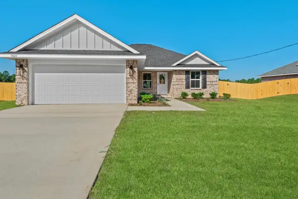 7929 Twin Lake Dr Drive, Milton, FL 32583