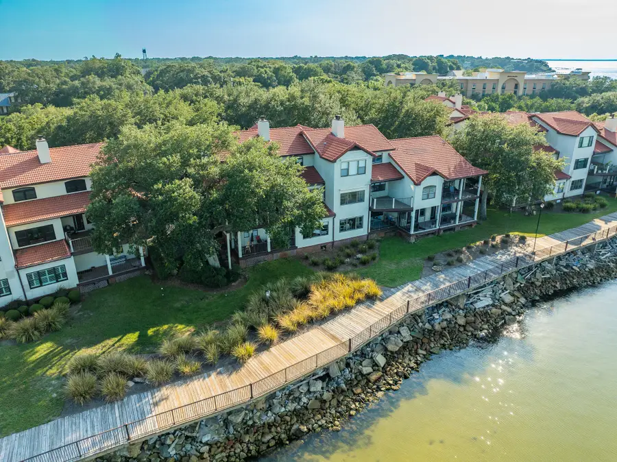 70 Baybridge Drive # B, Gulf Breeze, FL 32561 - Image #2