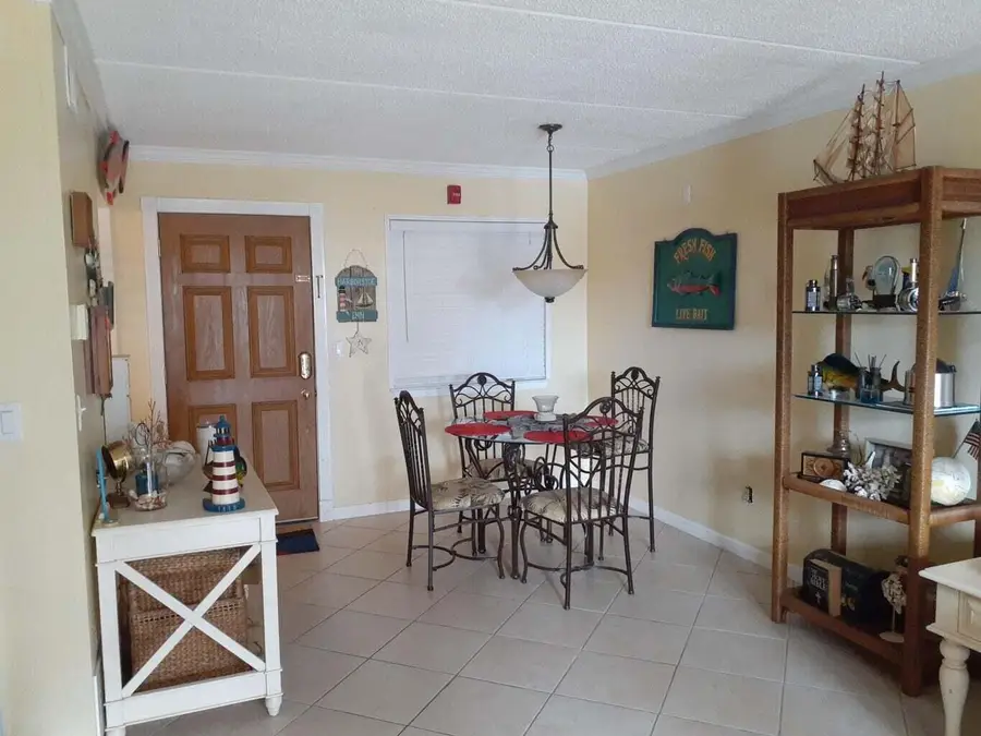 209 W Miracle Strip Parkway Parkway #G308, Mary Esther, FL 32569 - Image #2