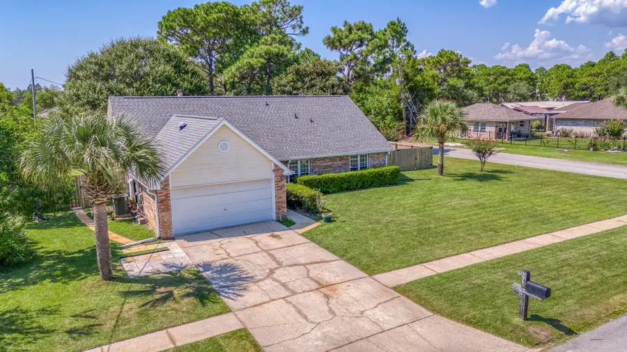 2345 Prytania Circle, Navarre, FL 32566 - Image #2